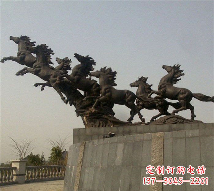达州八匹奔马铜雕