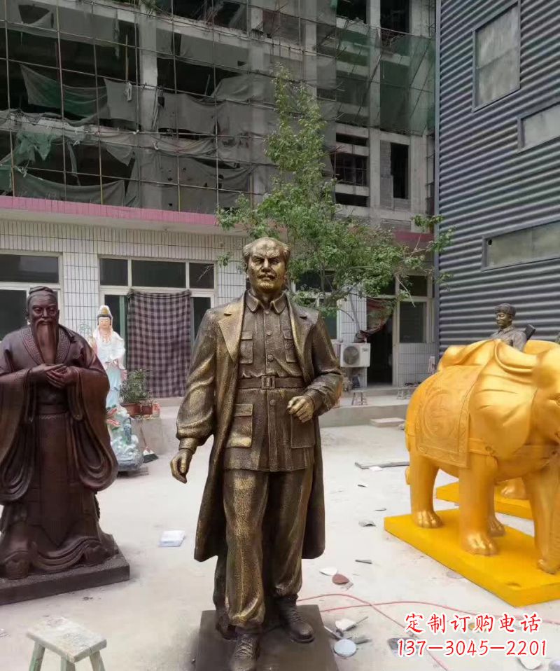 达州“白求恩”传奇人物铜雕