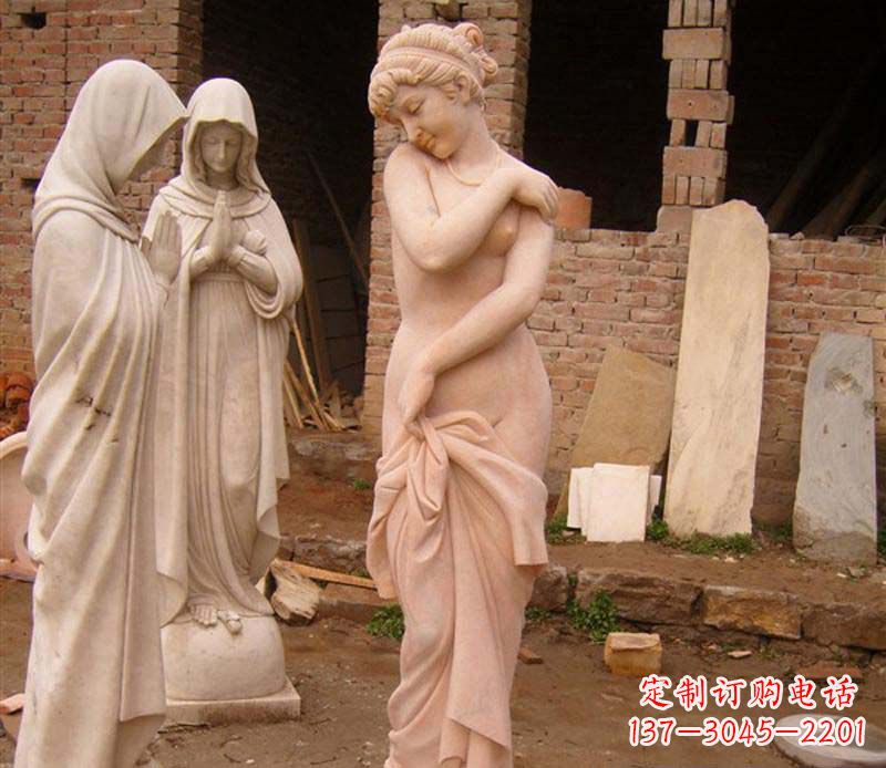 达州半裸女人大理石雕塑