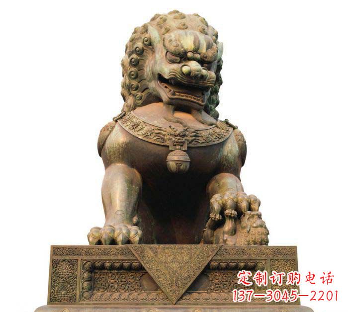 达州巍峨雄壮的狮子铜雕