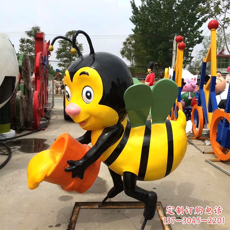 达州玻璃钢采蜜的蜜蜂雕塑