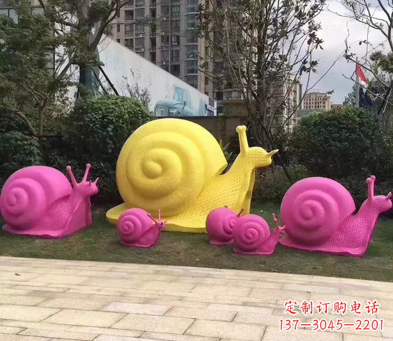 达州玻璃钢彩绘蜗牛雕塑