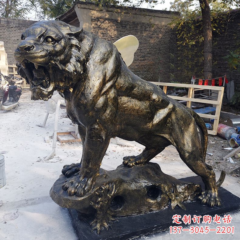 达州玻璃钢仿铜老虎雕塑