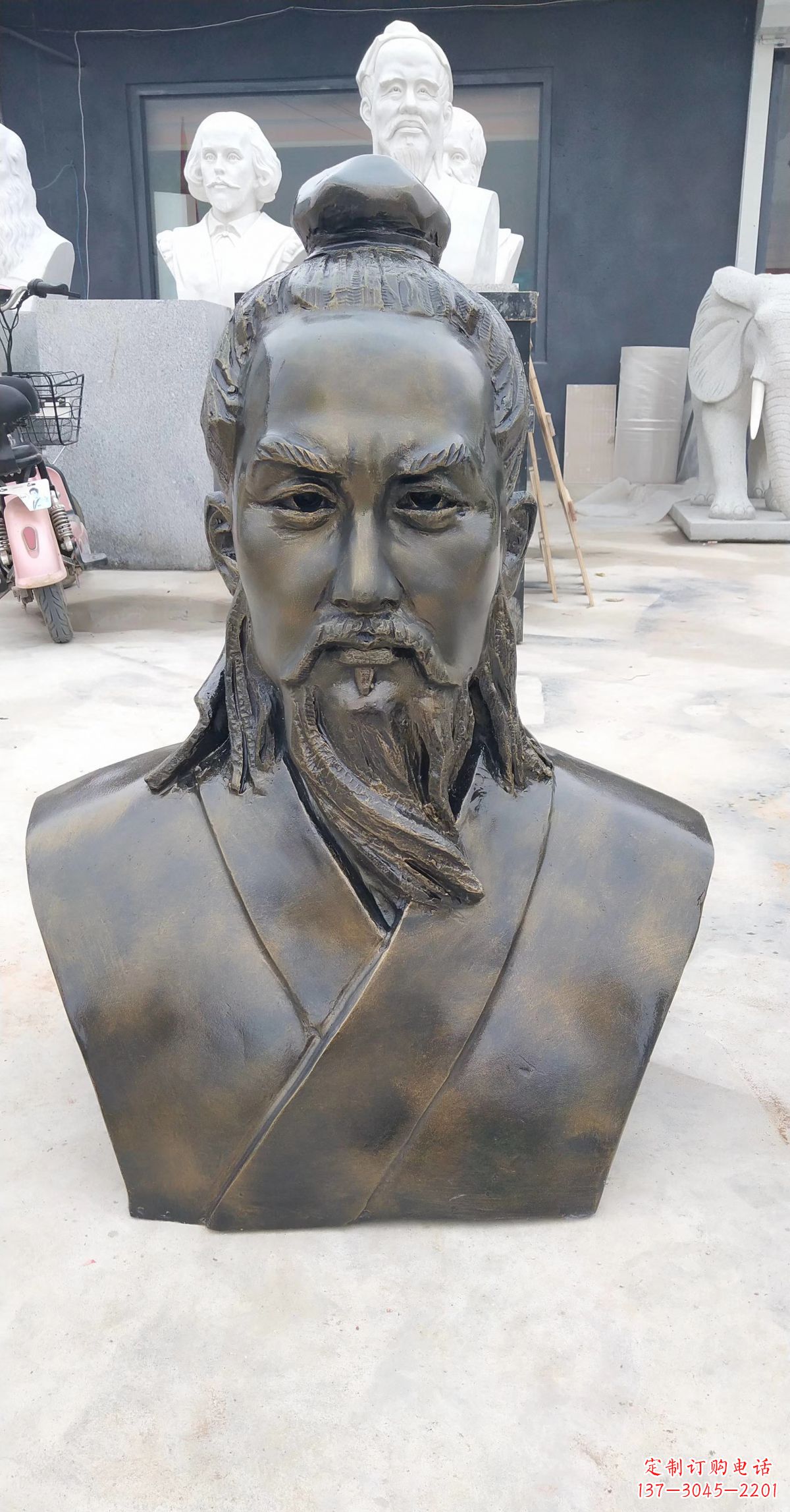达州玻璃钢仿铜鲁班头像雕塑