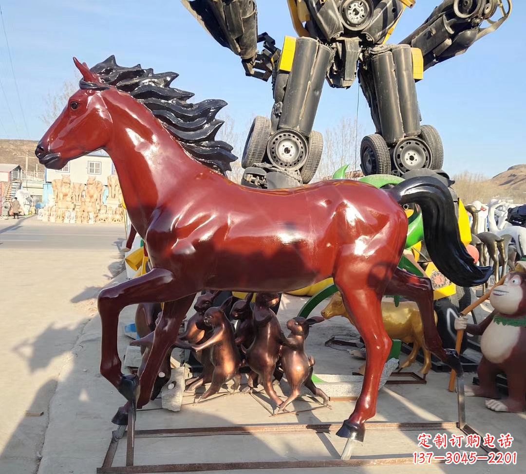 达州玻璃钢奔马雕塑