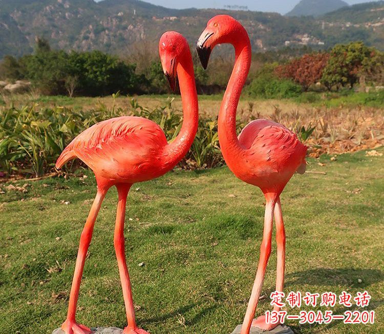 达州玻璃钢仿真火烈鸟雕塑极致精细的艺术品