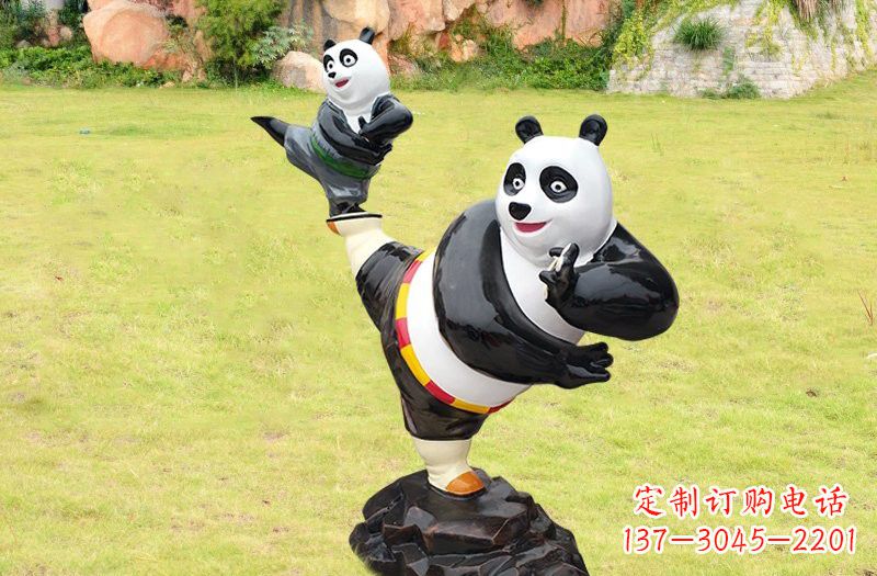 达州玻璃钢卡通熊猫雕塑的艺术之美