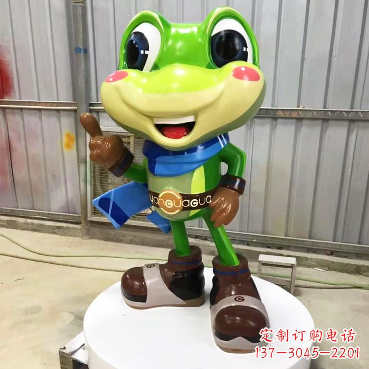 达州玻璃钢青蛙雕塑——为商场儿童游乐场增添点缀