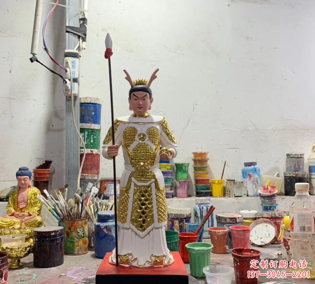 达州玻璃钢龙王三太子雕塑传承传统文化的艺术瑰宝