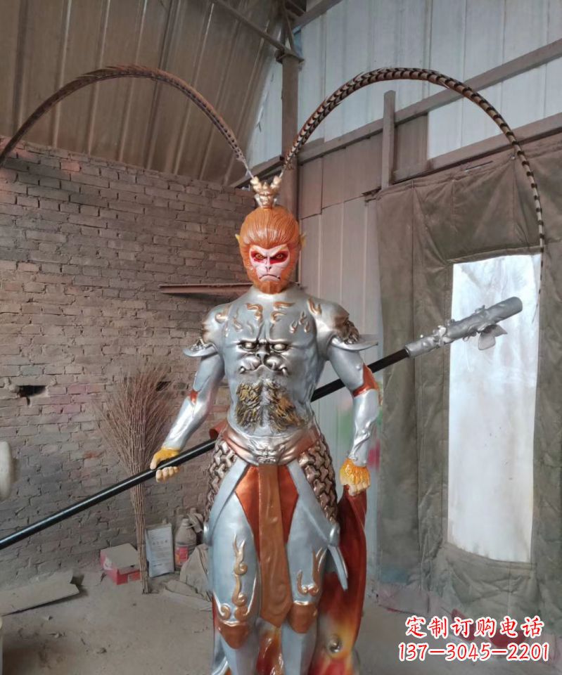 达州玻璃钢孙悟空传承古老神话的雕塑