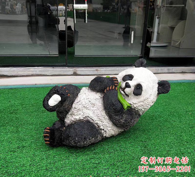 达州玻璃钢熊猫动物雕塑222
