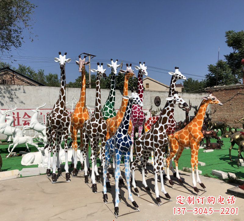 达州玻璃钢长颈鹿雕塑222