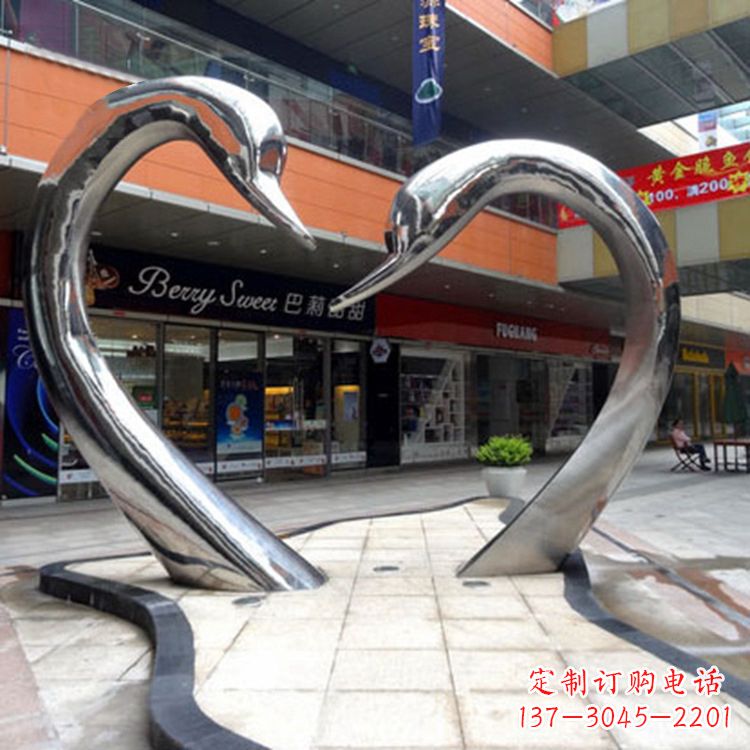 达州不锈钢爱心天鹅情侣雕塑——抽象动物景观的精美礼赞