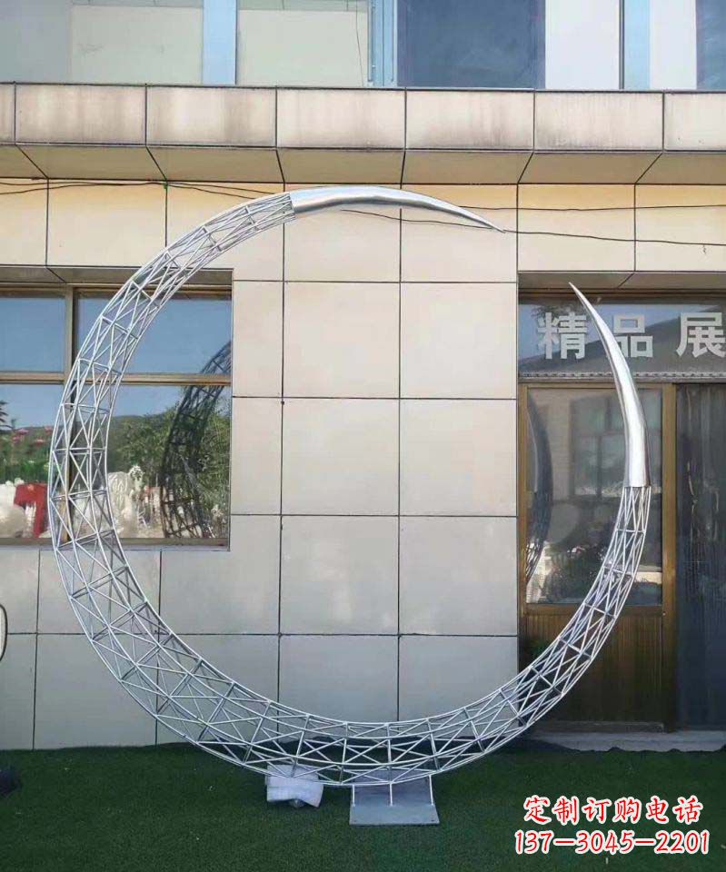 达州不锈钢别墅月亮镂空雕塑