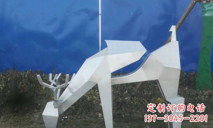 达州梅花鹿不锈钢不规则雕塑的传奇