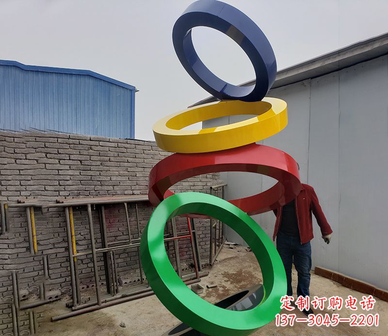 达州不锈钢彩色圆环公园雕塑