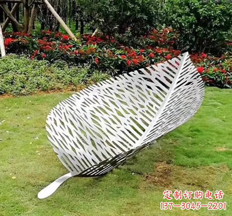 达州不锈钢草坪树叶雕塑