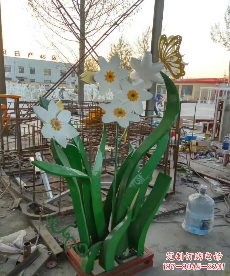 达州不锈钢之美——紫荆花雕塑