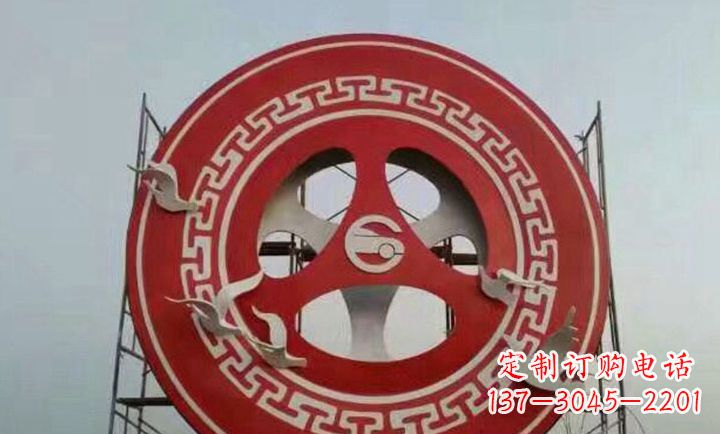 达州不锈钢齿轮雕塑象征着时代进步