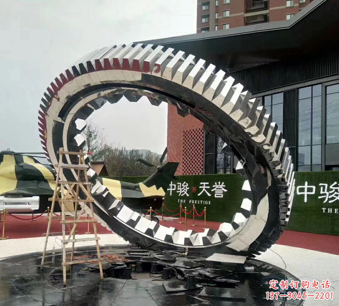 达州不锈钢齿轮雕塑以科技艺术的形式演绎动力