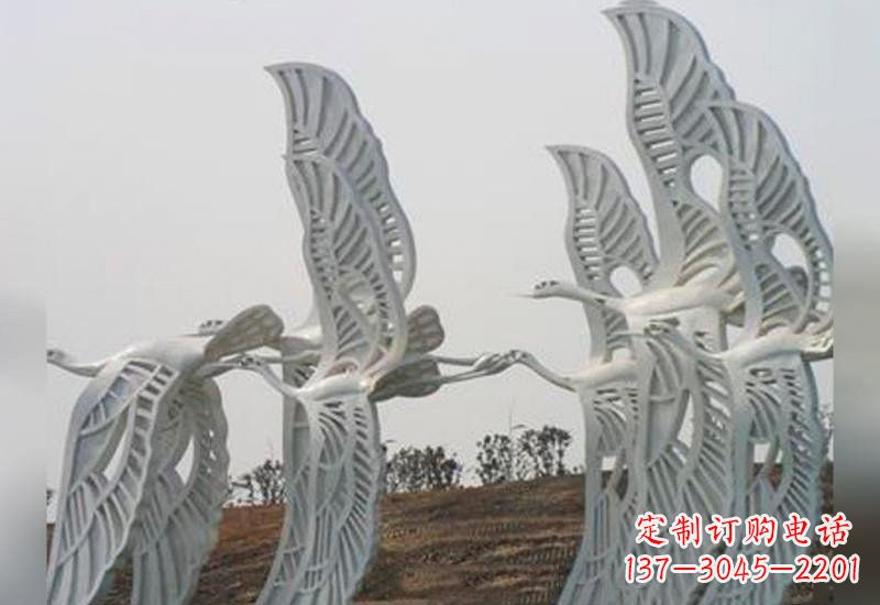 达州仙鹤雕塑融入不锈钢的飞翔之美
