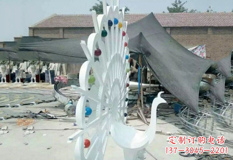 达州不锈钢孔雀雕塑精美绝伦