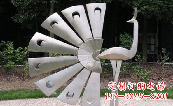 达州不锈钢孔雀雕塑美丽而持久