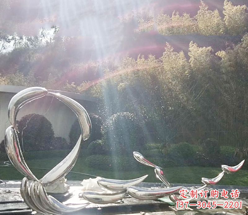 达州不锈钢鲤鱼雕塑——寓意美好的象征