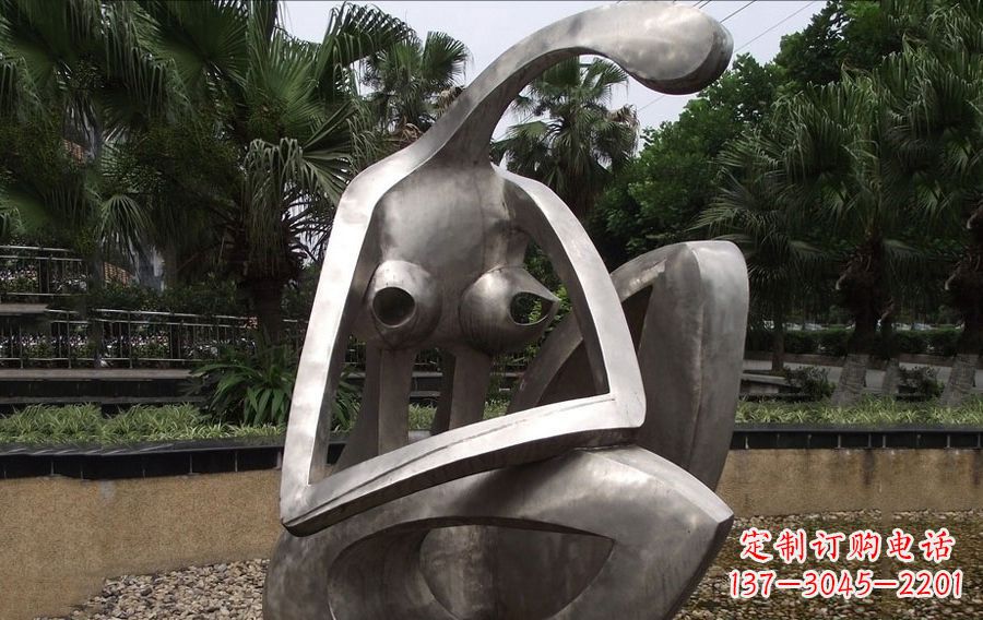 达州青春靓丽不锈钢美女人物雕塑