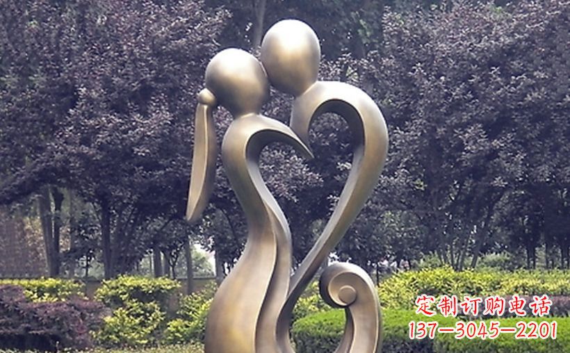 达州不锈钢情侣雕塑浪漫的永恒