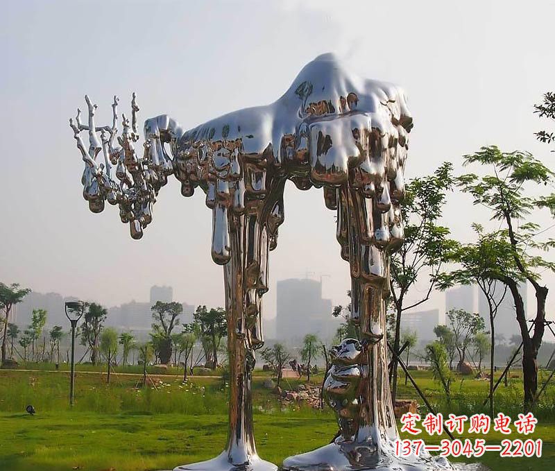 达州拱门雕塑以不锈钢点缀精美的艺术品
