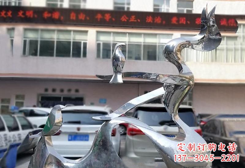 达州表达和平的不锈钢鸽子雕塑