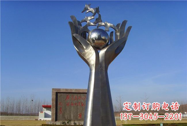达州不锈钢抽象手托和平鸽雕塑