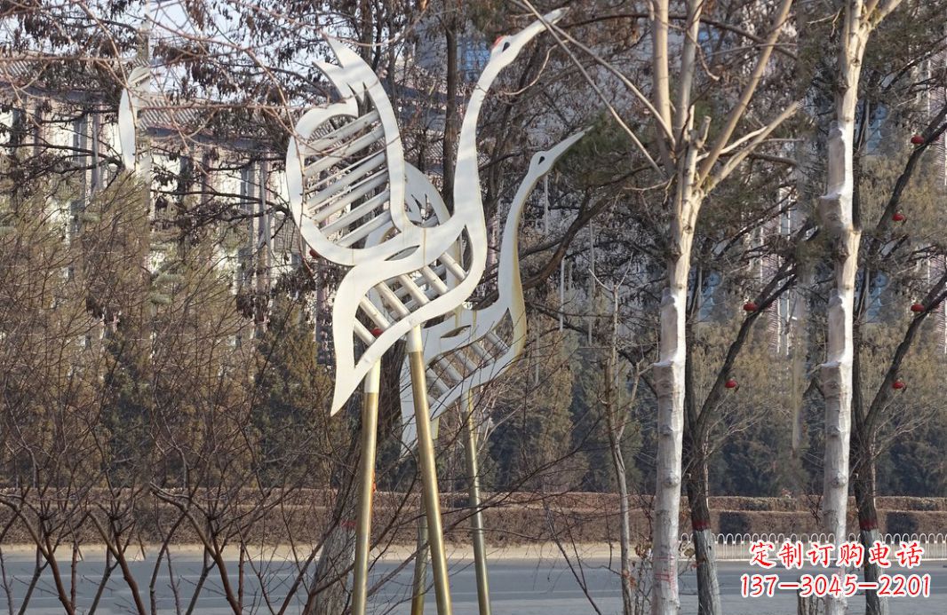 达州不锈钢仙鹤雕塑精致的艺术之作