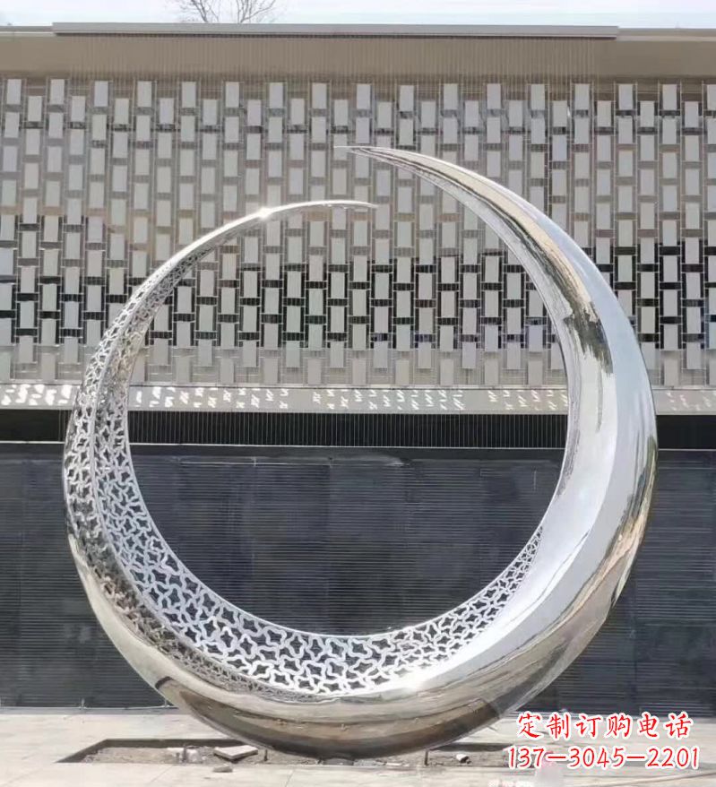 达州不锈钢抽象月亮雕塑
