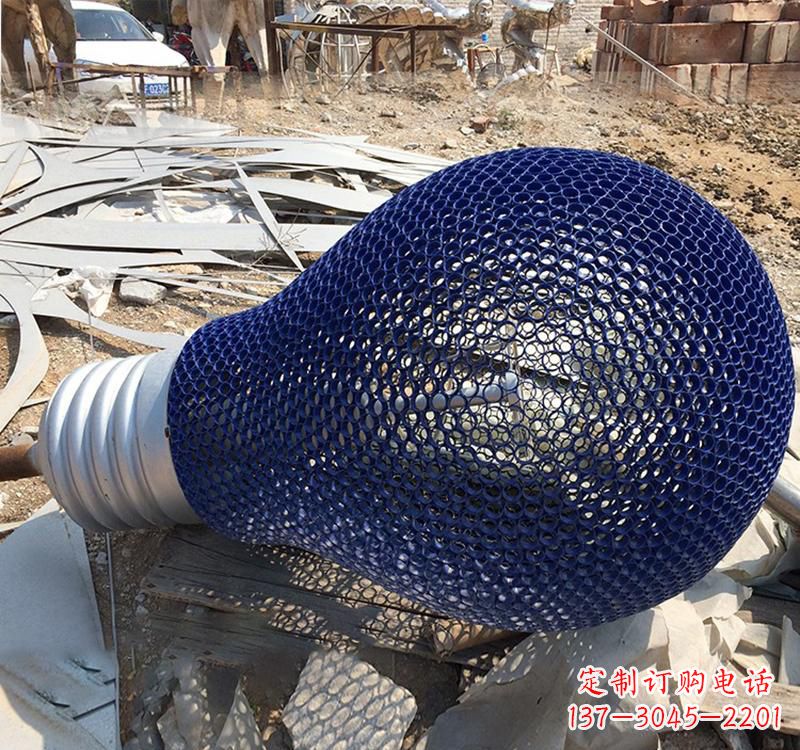 达州不锈钢灯泡雕塑22