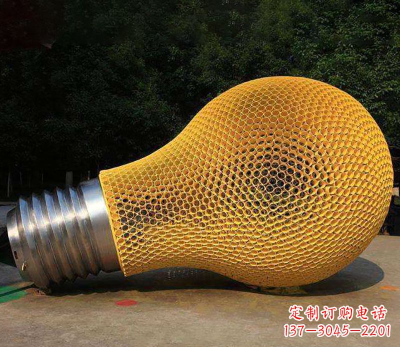 达州不锈钢灯泡景观雕塑