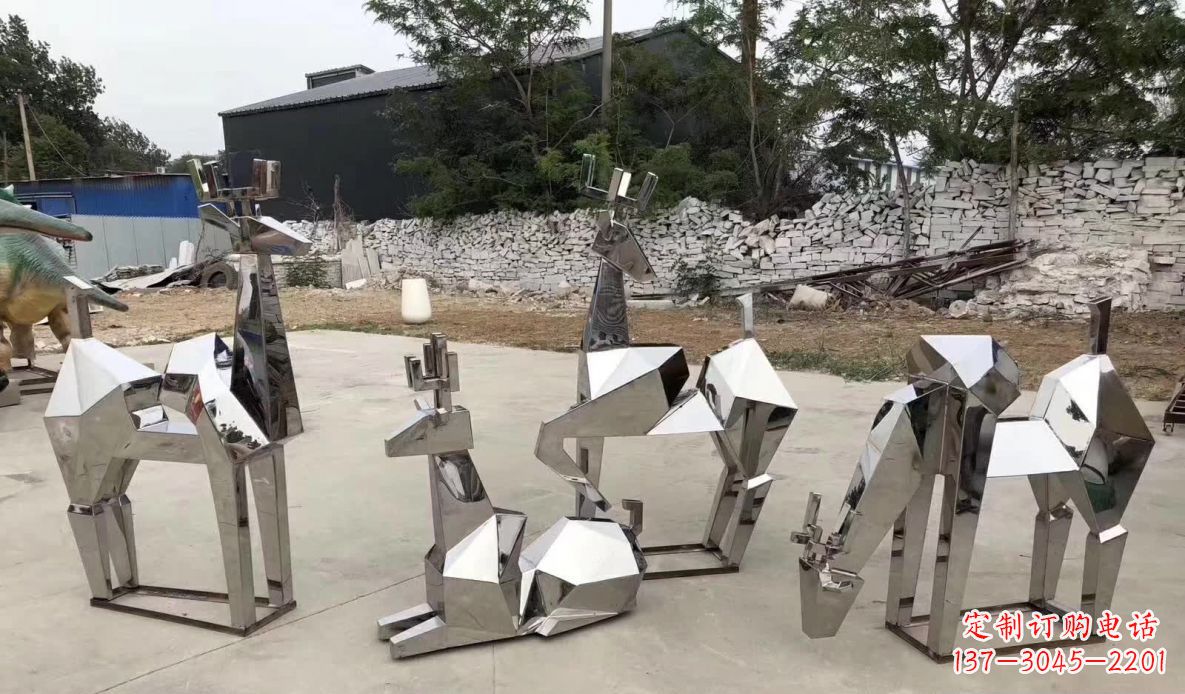 达州不锈钢电镀景观梅花鹿雕塑