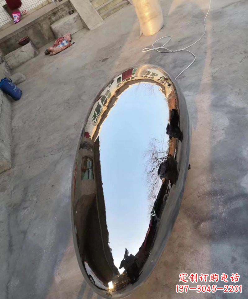 达州不锈钢电镀水滴造型雕塑