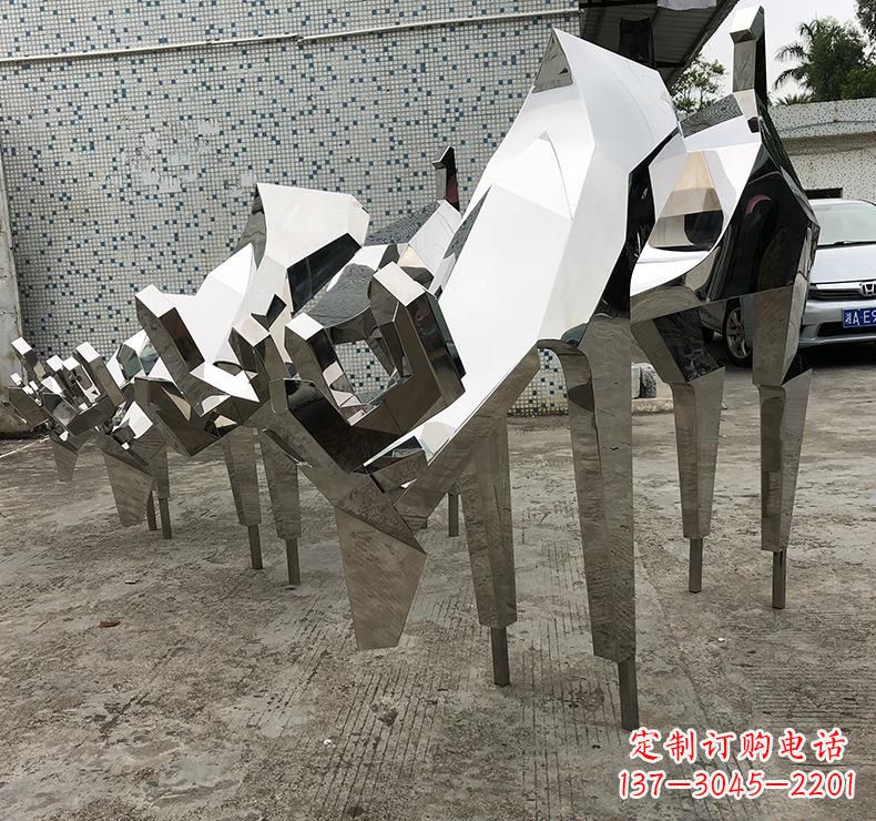 达州不锈钢小鹿雕塑把自然美景带入家中