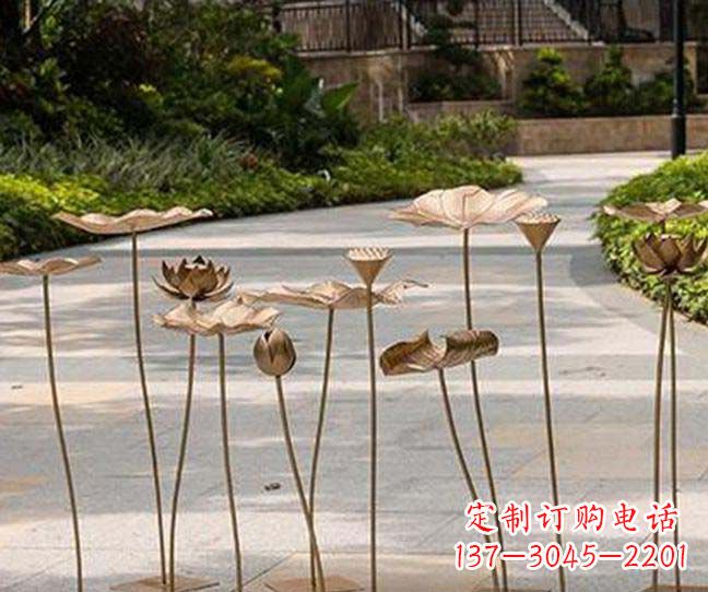 达州不锈钢锻造荷花装饰雕塑
