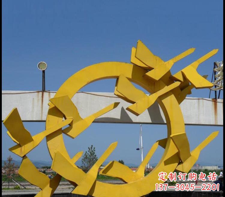达州不锈钢大雁雕塑点缀公园美景