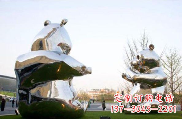 达州不锈钢公园抽象熊猫雕塑