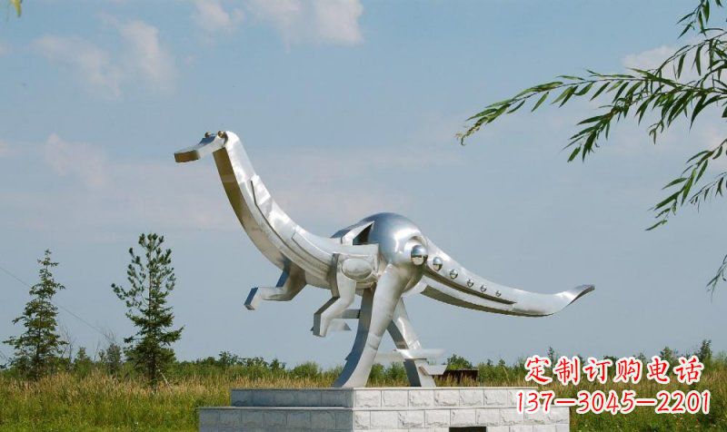 达州不锈钢鸭嘴龙雕塑艺术与自然完美结合