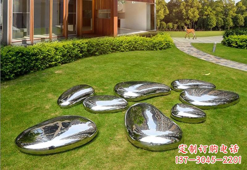 达州不锈钢公园镜面鹅卵石雕塑