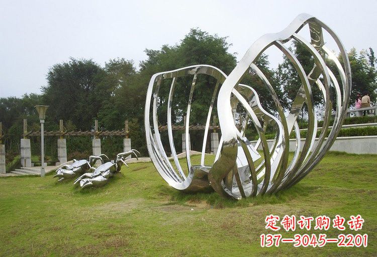 达州不锈钢公园螃蟹和贝壳雕塑