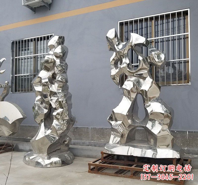 达州太湖石雕塑精美的艺术品