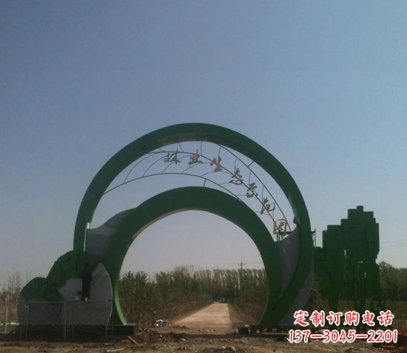 达州不锈钢拱门雕塑给家园增添艺术气息