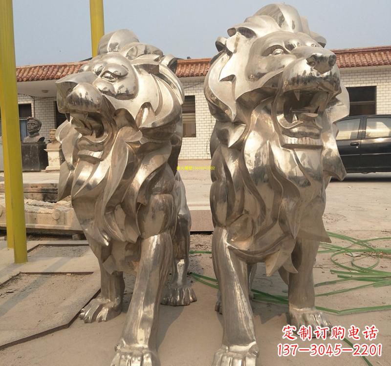 达州不锈钢狮子雕塑象征力量与勇气