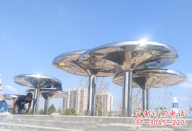 达州不锈钢广场蘑菇凉亭雕塑